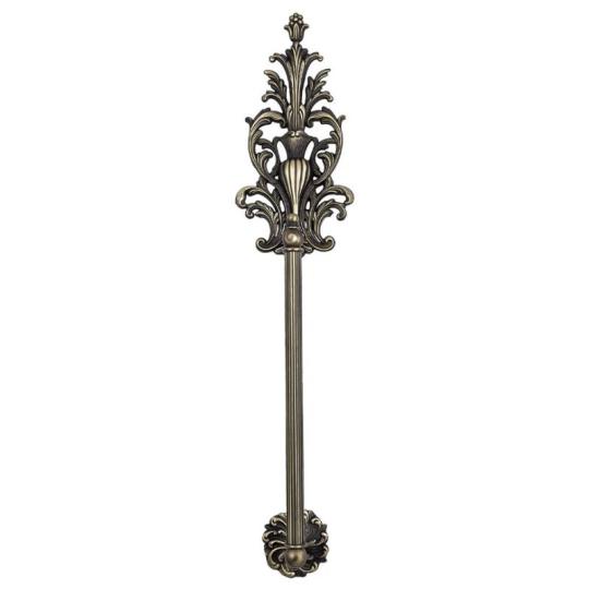 diszes barokk klasszikus rez ajto fogantyu ajtohuzo bronz rusztikus vintage fogo mediterran bejaratiajto szalloda kastely villa regi patinas regies.jpg